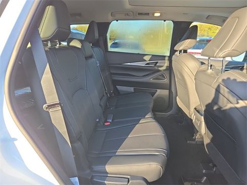 New 2026 INFINITI QX60 Luxe w/ Cargo Package image 16