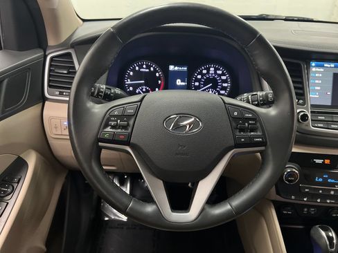 Used 2018 Hyundai Tucson Limited w/ Ultimate Package 02 FWD image 18
