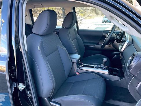 Used 2023 Toyota Tacoma 4x4 Double Cab image 7