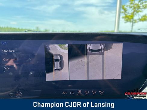 Used 2024 Buick Envision Preferred AWD/4WD image 27