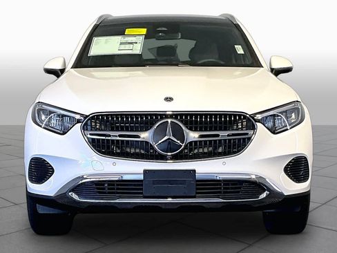 New 2026 Mercedes-Benz GLC 300 4MATIC image 2