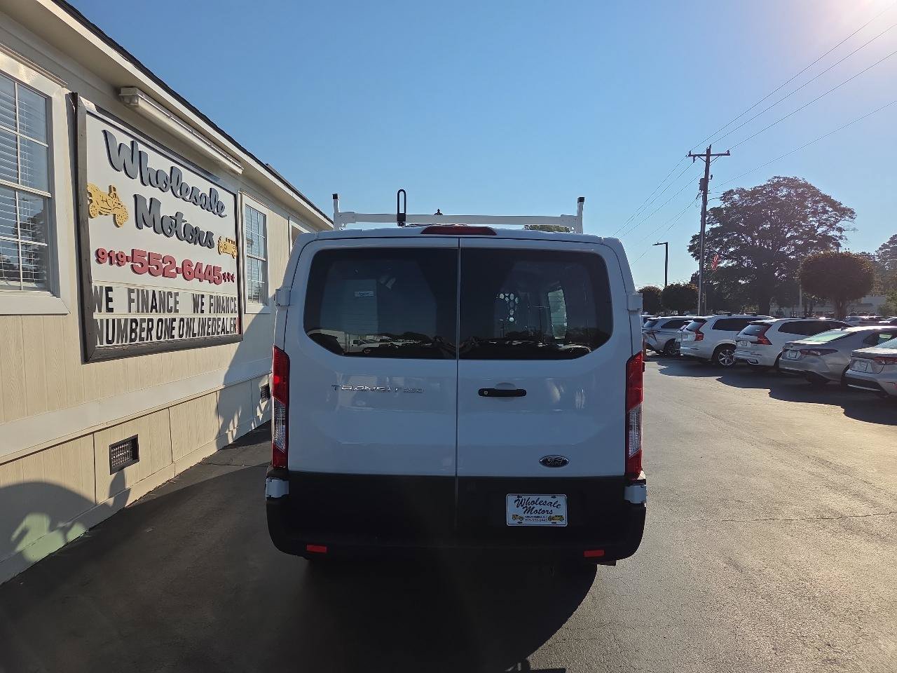 Used 2025 Ford Transit 250 Low Roof w/ Exterior Upgrade Package RWD image 4