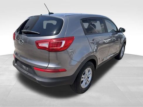Used 2011 Kia Sportage LX FWD image 9