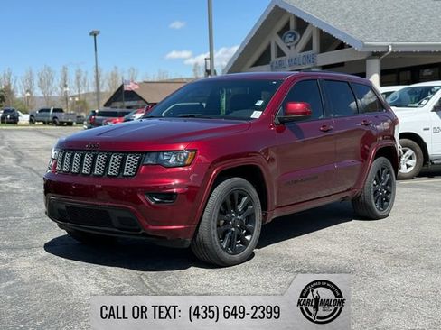Used 2021 Jeep Grand Cherokee Laredo X AWD/4WD image 1