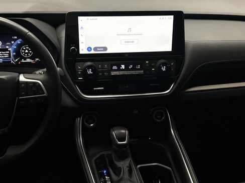 Certified 2026 Toyota Grand Highlander AWD image 31