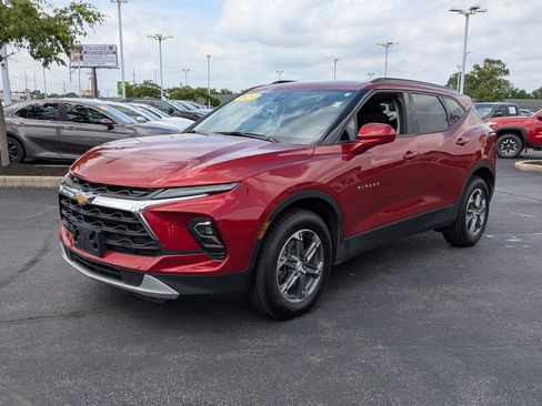 Used 2024 Chevrolet Blazer LT w/ Convenience Package AWD/4WD image 4