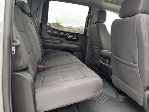 Certified 2024 Chevrolet Silverado 1500 LT Trail Boss w/ Convenience Package II image 18