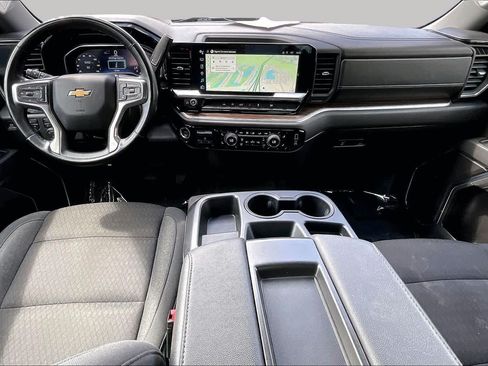 Used 2025 Chevrolet Silverado 1500 LT AWD/4WD image 15