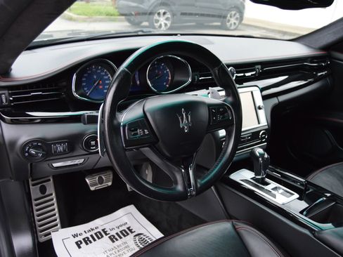 Used 2015 Maserati Quattroporte S Q4 AWD/4WD image 8