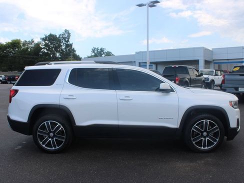 Used 2023 GMC Acadia SLT w/ Preferred Package FWD image 11