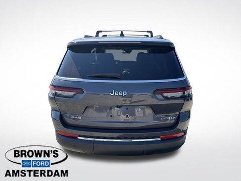 Used 2023 Jeep Grand Cherokee L Limited AWD/4WD image 6