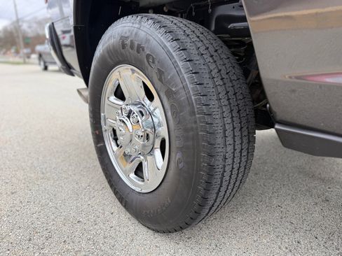 Used 2024 RAM 2500 Tradesman w/ Chrome Appearance Group image 23