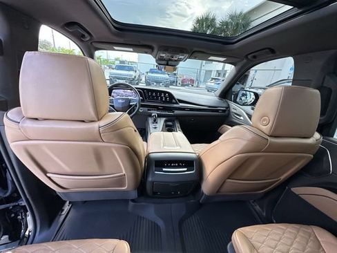 Certified 2022 Cadillac Escalade Sport RWD image 32