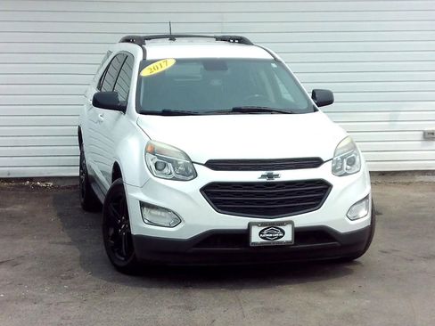 Used 2017 Chevrolet Equinox LT w/ Sport Edition FWD image 1