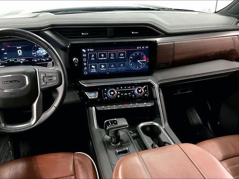 Used 2023 GMC Sierra 1500 Denali Ultimate image 6