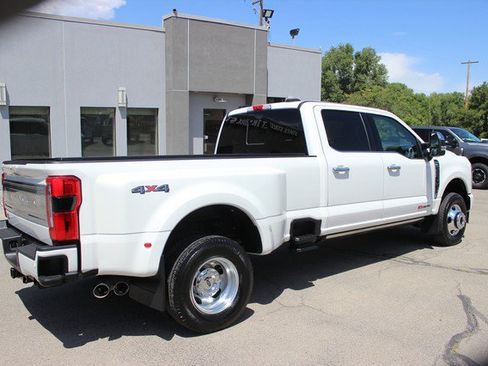 Used 2025 Ford F350 Platinum w/ Platinum Plus Package AWD/4WD image 8