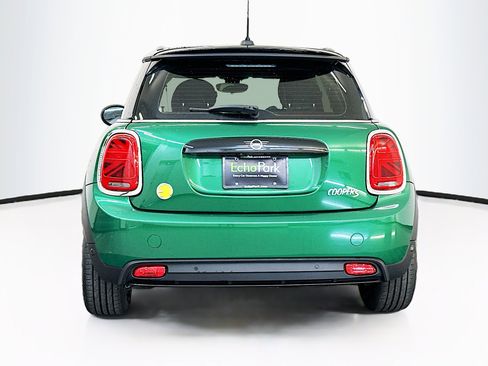 Used 2023 MINI Cooper SE image 7