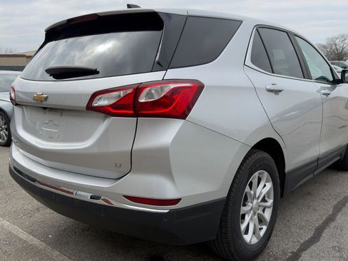 Used 2021 Chevrolet Equinox LT w/ Driver Convenience Package image 8