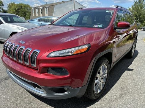 Used 2015 Jeep Cherokee Limited w/ Trailer Tow Group AWD/4WD image 1