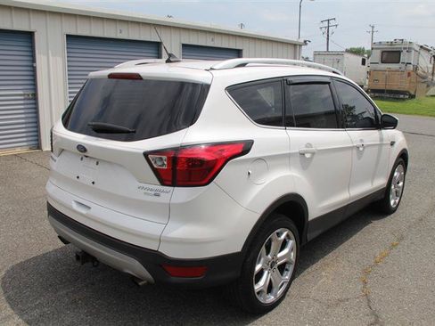 Used 2019 Ford Escape Titanium AWD/4WD image 5