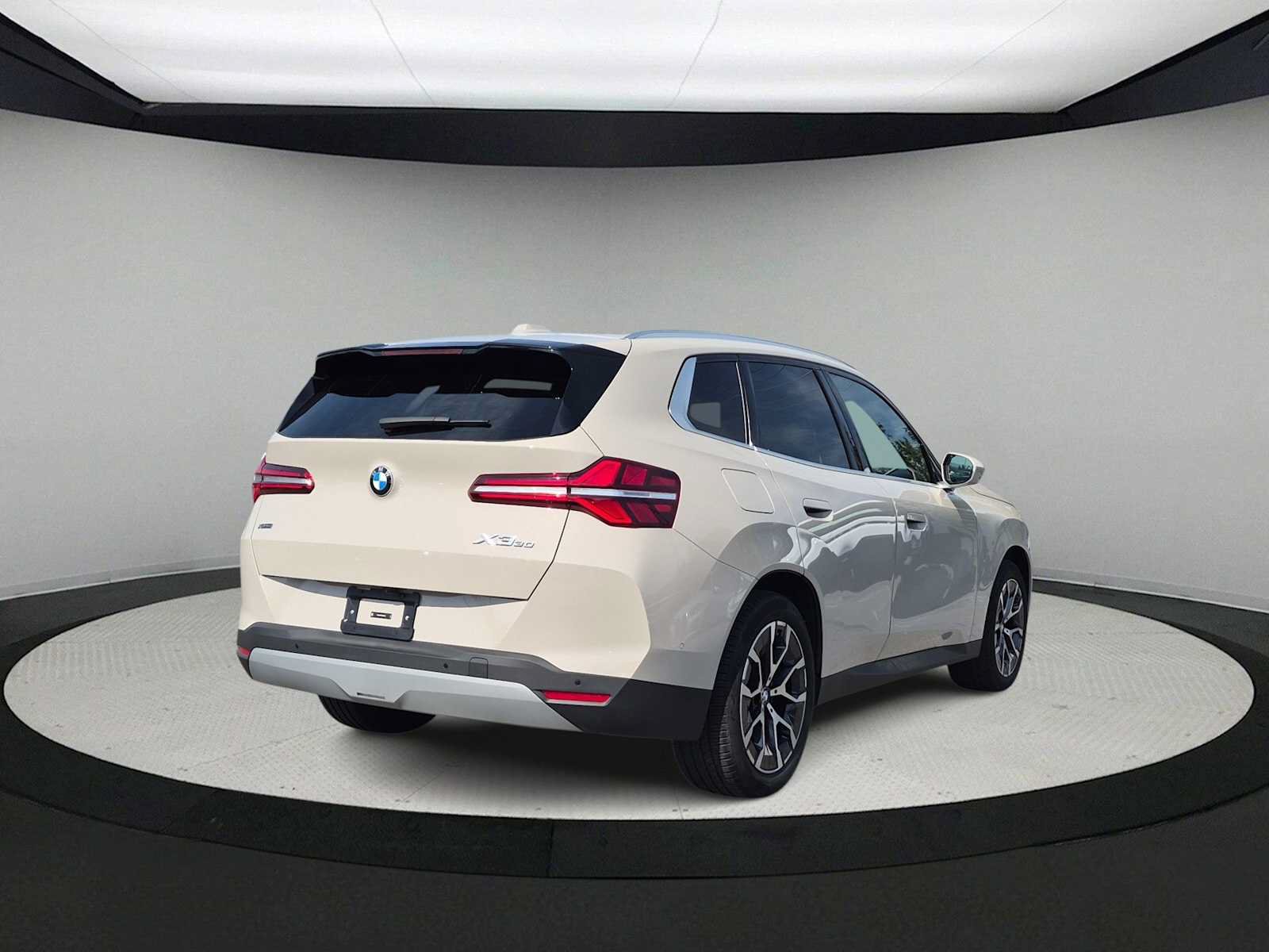 Used 2026 BMW X3 xDrive30i w/ Premium Package AWD/4WD image 8