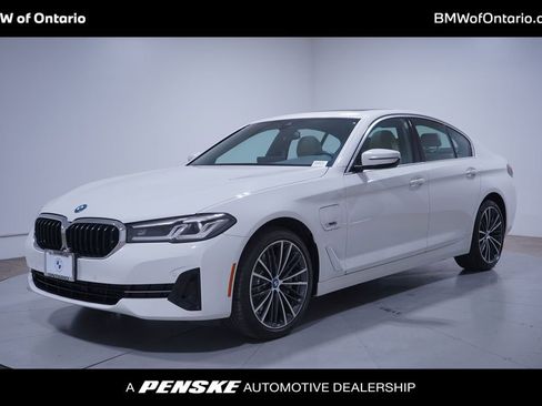 Used 2023 BMW 530e 530e iPerformance w/ Convenience Package image 1