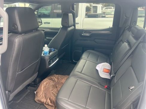 Used 2023 GMC Sierra 1500 Elevation w/ Elevation Premium Package image 11