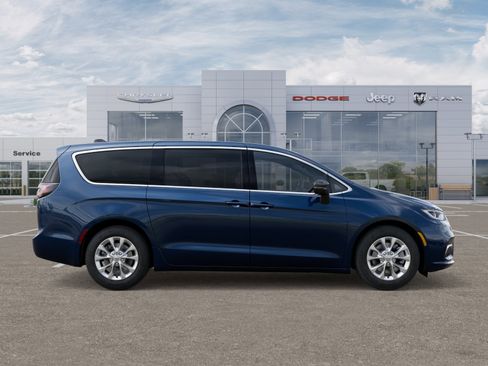 New 2025 Chrysler Pacifica Select image 21