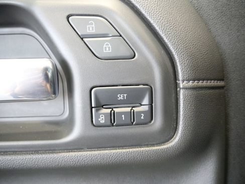 Used 2023 Chevrolet Silverado 3500 High Country AWD/4WD image 29