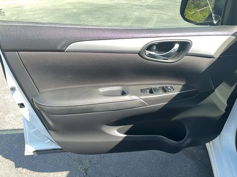 Used 2019 Nissan Sentra S image 16