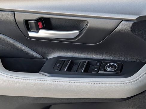 Used 2024 Toyota Grand Highlander XLE image 24