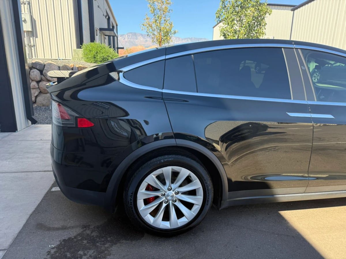 Used 2019 Tesla Model X Performance AWD/4WD image 9