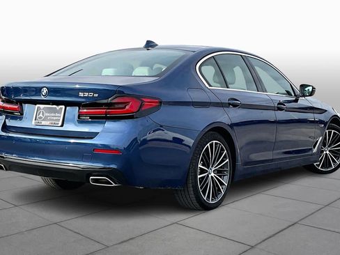 Used 2023 BMW 530e w/ Executive Package image 12