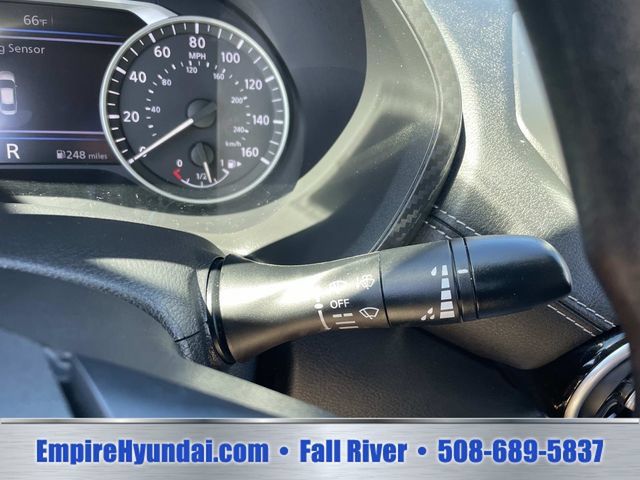 Used 2024 Nissan Sentra SV FWD image 30