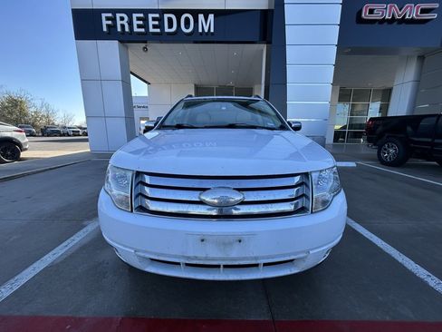 Used 2008 Ford Taurus X Limited image 5