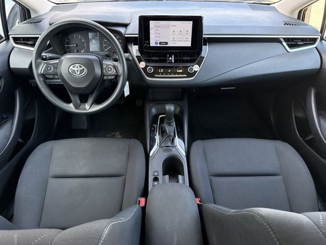 Used 2024 Toyota Corolla LE FWD image 11