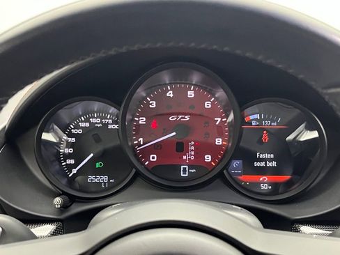 Used 2022 Porsche 718 Boxster GTS image 11