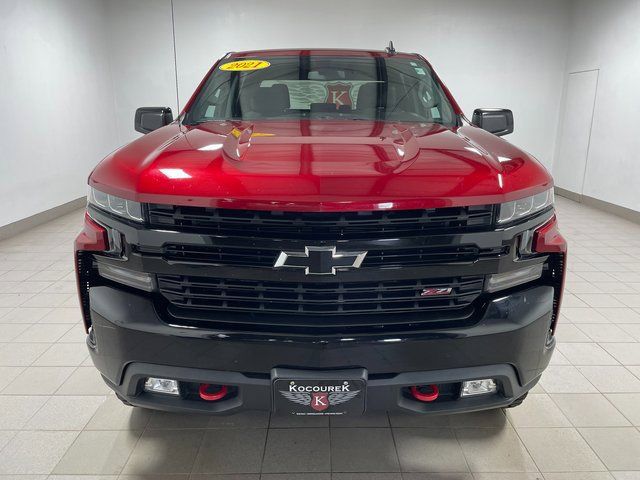 Used 2021 Chevrolet Silverado 1500 LT Trail Boss w/ Bed Protection Package AWD/4WD image 2