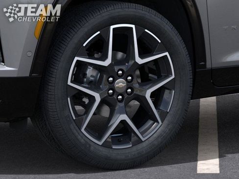 New 2026 Chevrolet Traverse High Country w/ LPO, Floor Liner Package image 25