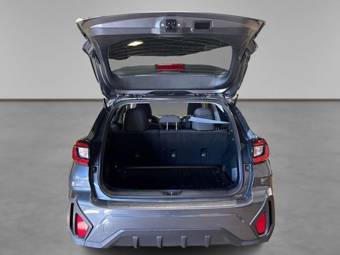 Used 2024 Subaru Crosstrek 2.0i Premium AWD/4WD image 11