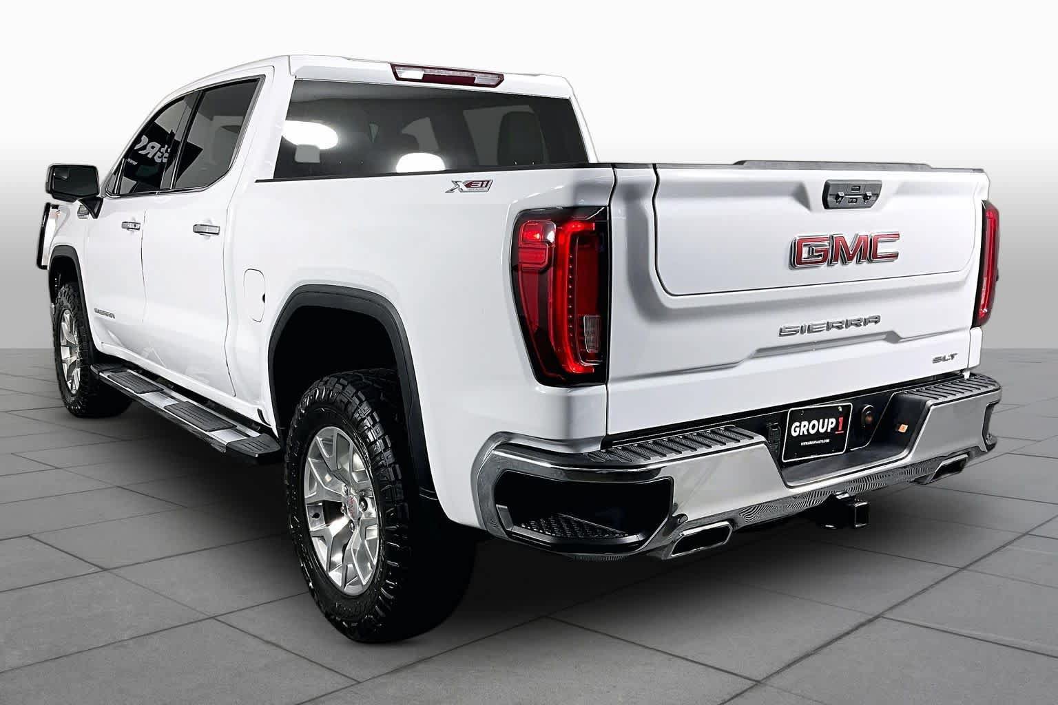 Used 2022 GMC Sierra 1500 SLT w/ SLT Convenience Package AWD/4WD image 7
