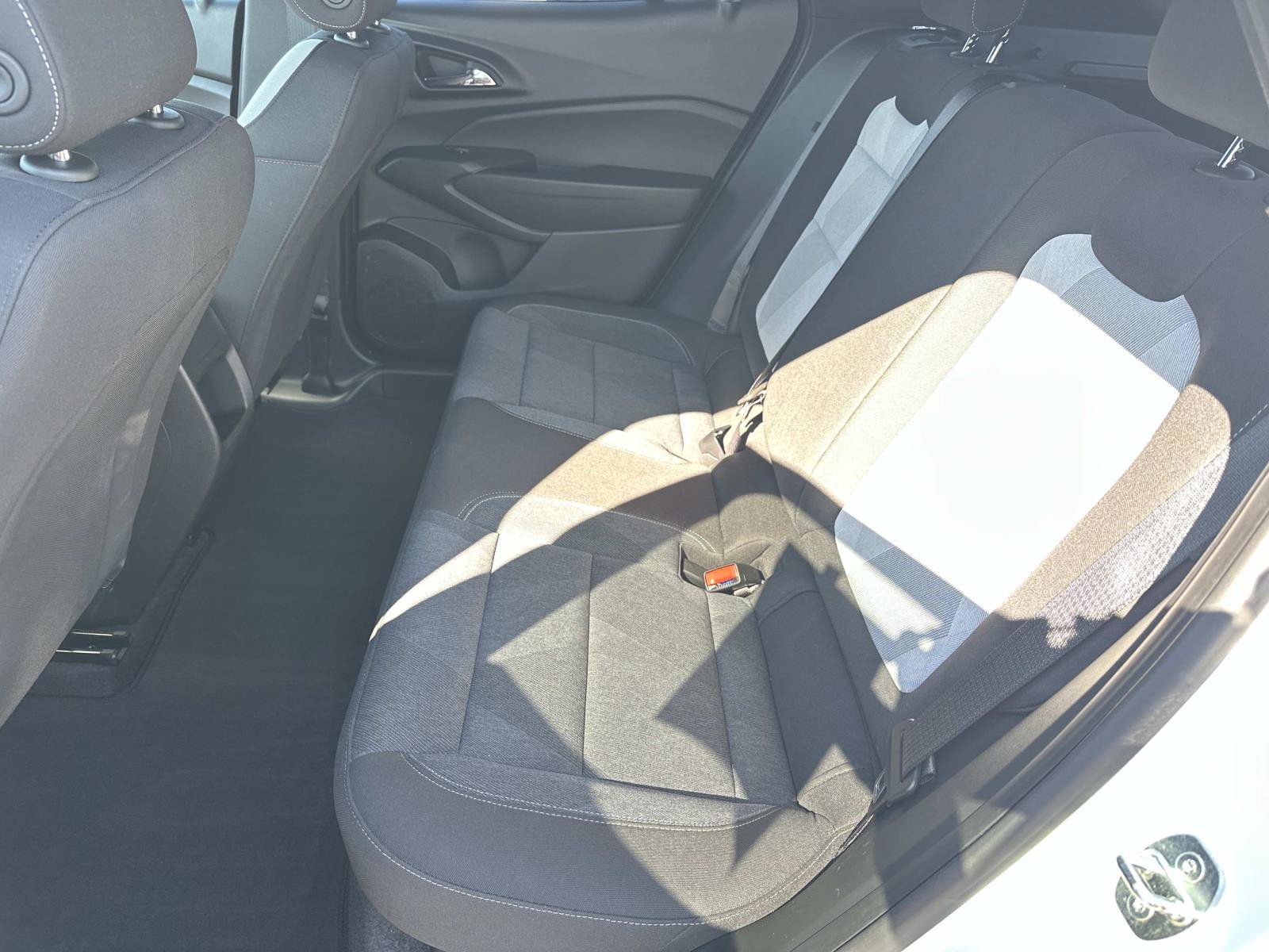 Certified 2024 Chevrolet Trax RS w/ Sunroof Package FWD image 11
