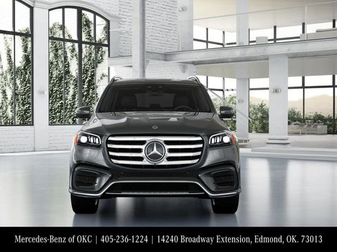 New 2026 Mercedes-Benz GLS 580 4MATIC image 7