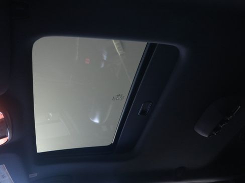 Used 2024 Dodge Durango R/T image 37