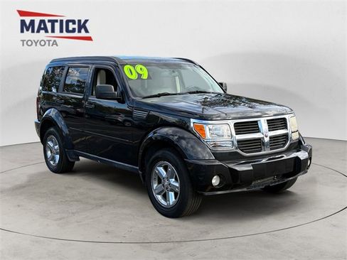 Used 2009 Dodge Nitro SLT image 1