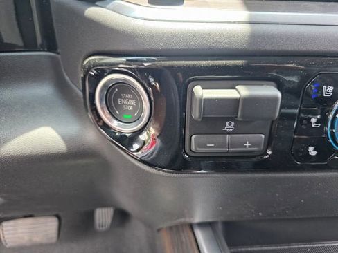 New 2026 GMC Sierra 1500 SLT AWD/4WD image 26