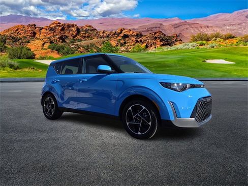 Certified 2024 Kia Soul EX image 2