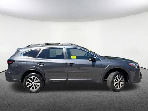Certified 2024 Subaru Outback Premium AWD/4WD image 17