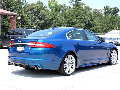 Used 2013 Jaguar XF R RWD image 7
