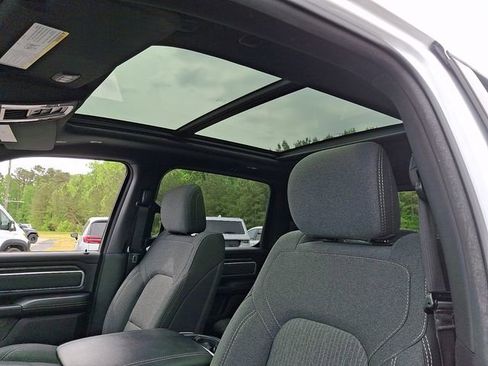 Used 2020 RAM 1500 Big Horn AWD/4WD image 14